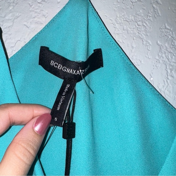 Women's NWOT BCBGMaxAzria Turquoise Wrap Drapey Camisole Top - Picture 4 of 9